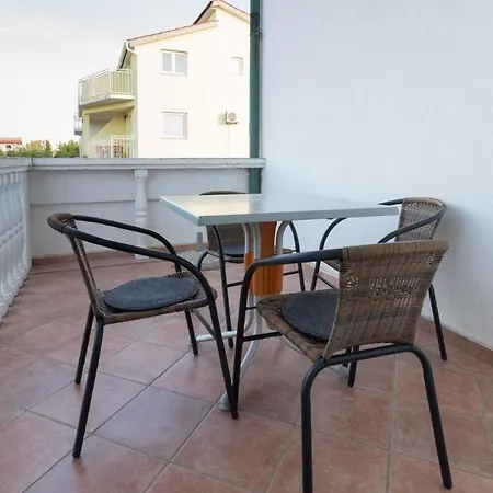 In Privlaka Mit Terrasse - B58559 *