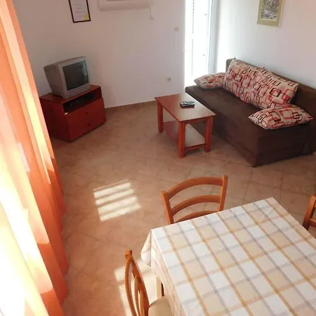 In Privlaka Mit Terrasse - B58559 Lejlighed